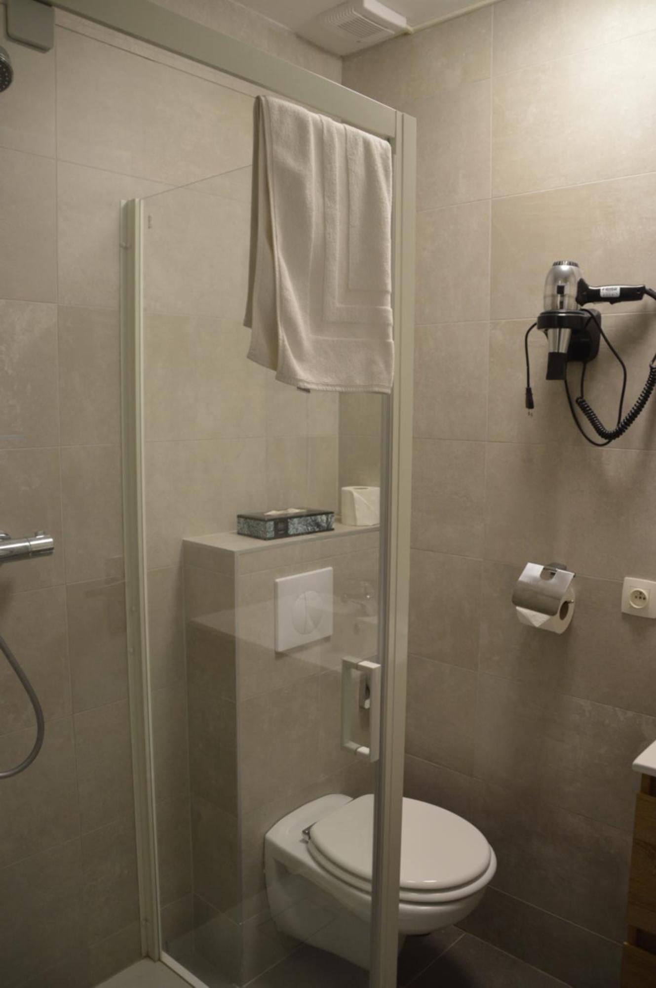 Hotel Mille Colonnes Leuven Zewnętrze zdjęcie