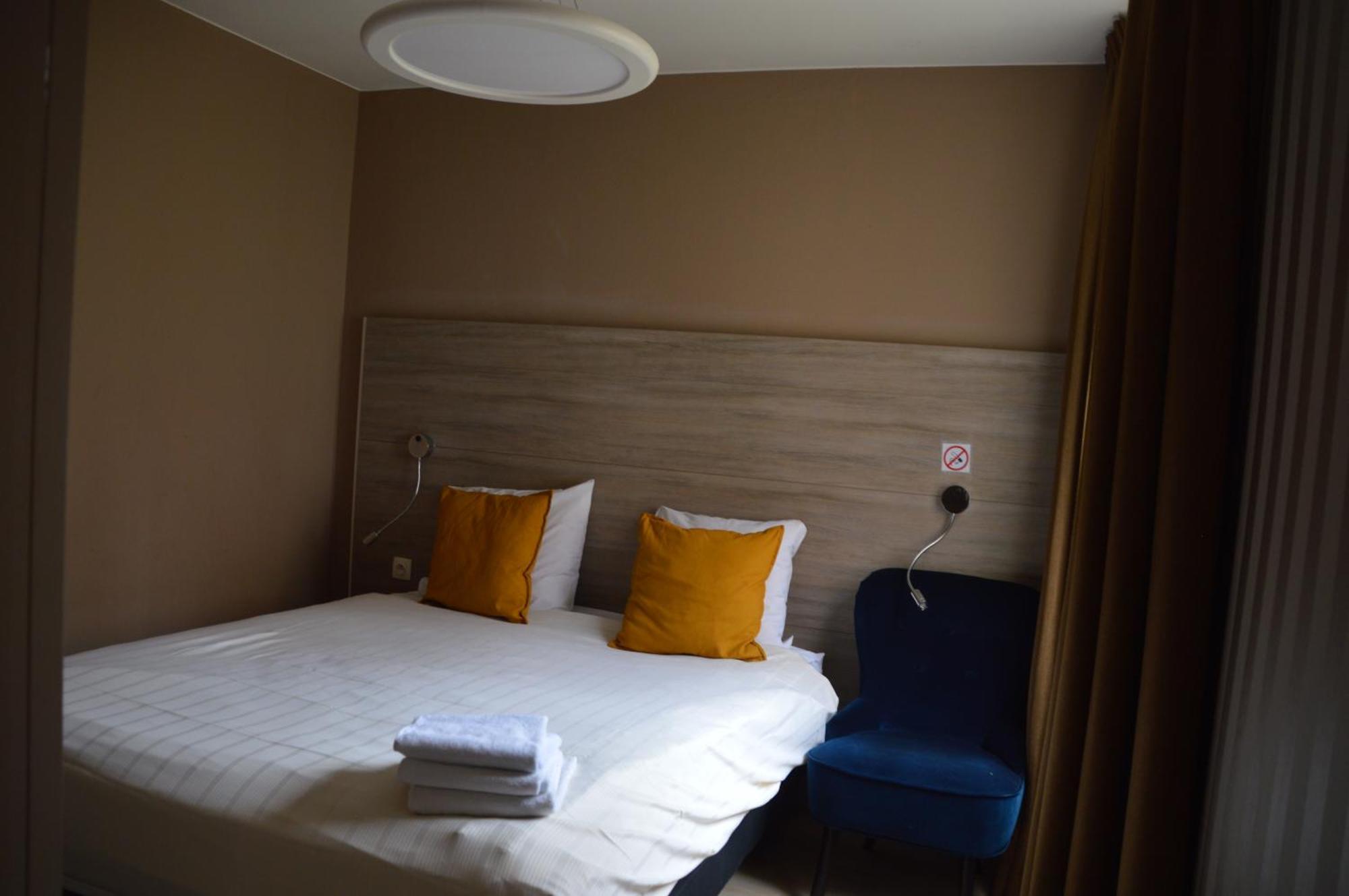Hotel Mille Colonnes Leuven Zewnętrze zdjęcie